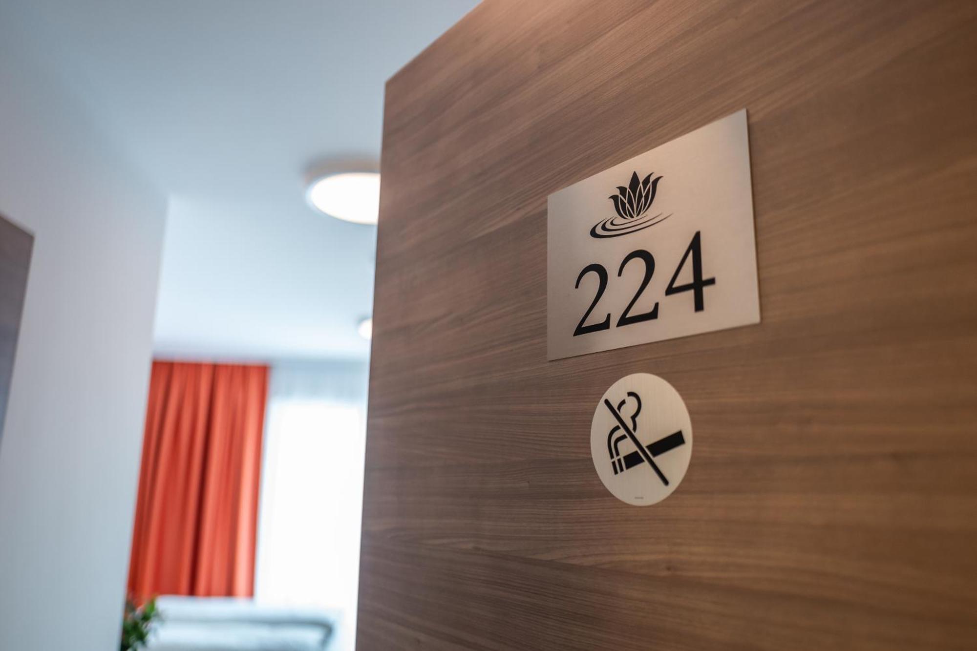 Seehotel Forst Forst  Buitenkant foto